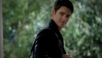 /album/vampire-diaries/the-vampire-diaries-3x11-our-town-hd-screencaps-jeremy-gilbert-29996934-1280-720-jpg/